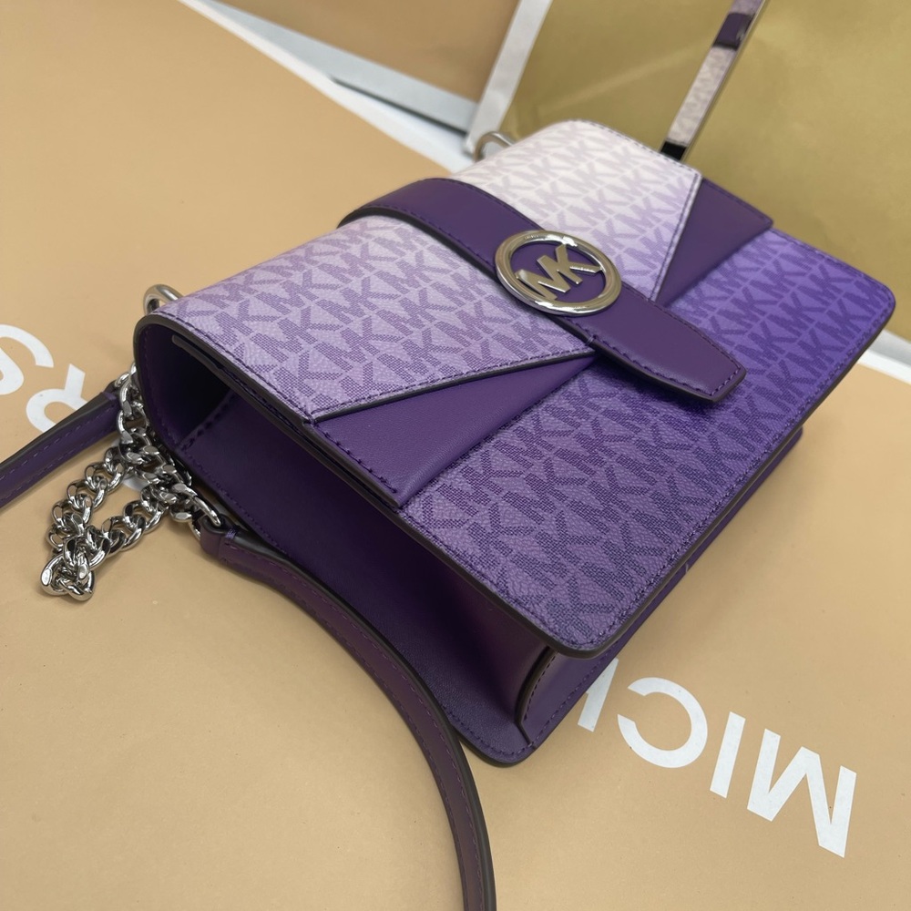Michael Kors Greenwich Sm Color-Block Sign Logo Flap Crossbody XBODY
Dark Purple - Picture 14 of 16